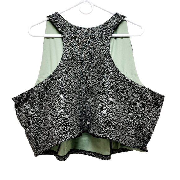 Womens Black  White Patterned Sports bra Lightweight Stretch Size 6X - Picture 8 of 11